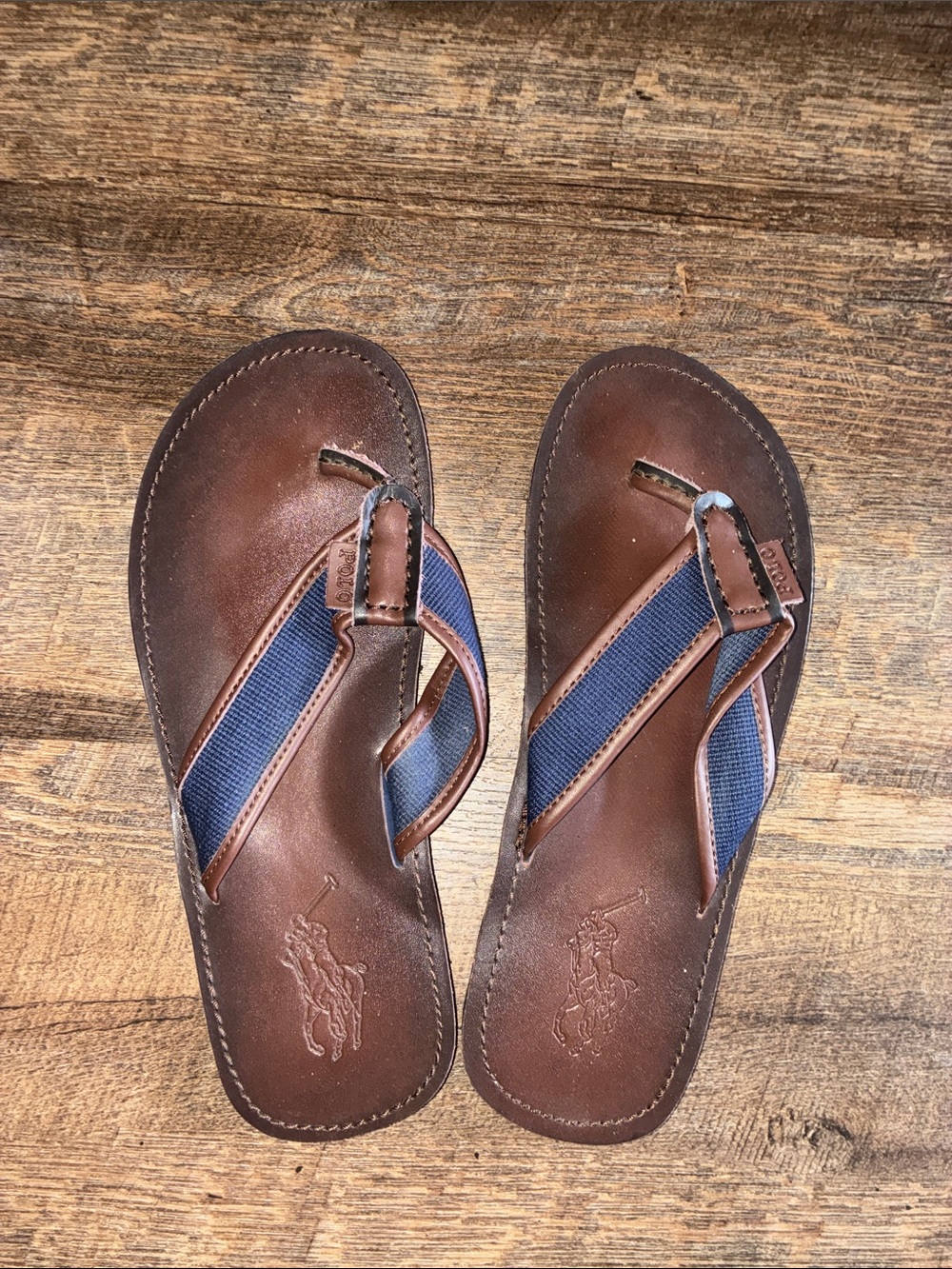 Polo-style Brown Leather Flip Flops with Navy Straps